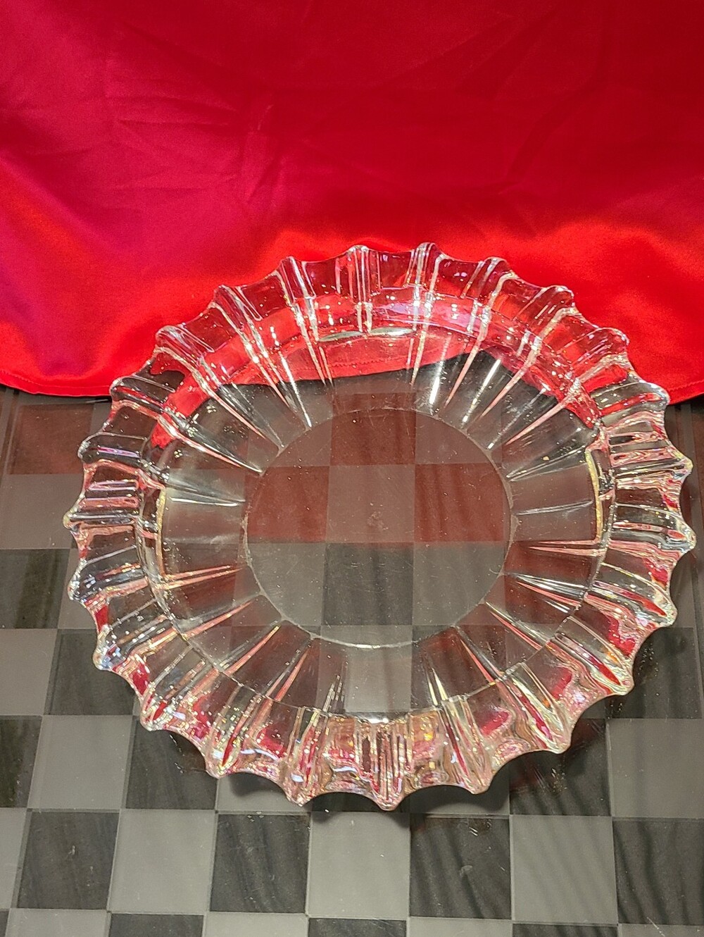 Clear Scalloped Glass ASHTRAY FOR SALE  Elegant Crystal Look